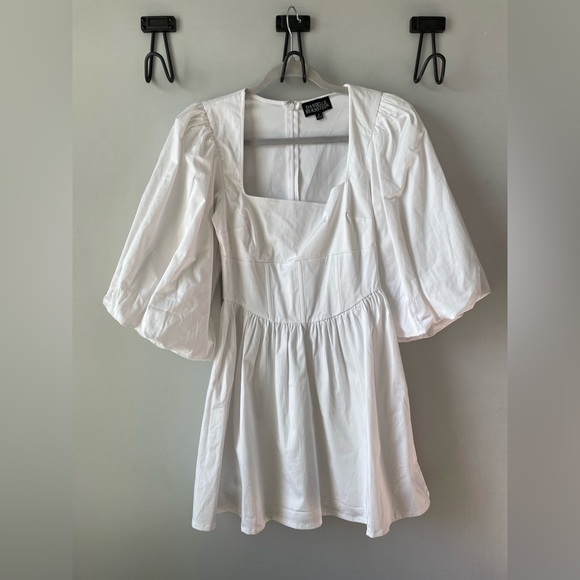 Danielle Bernstein puff sleeve white mini dress with corset style bodice, sz 2 - Picture 2 of 6